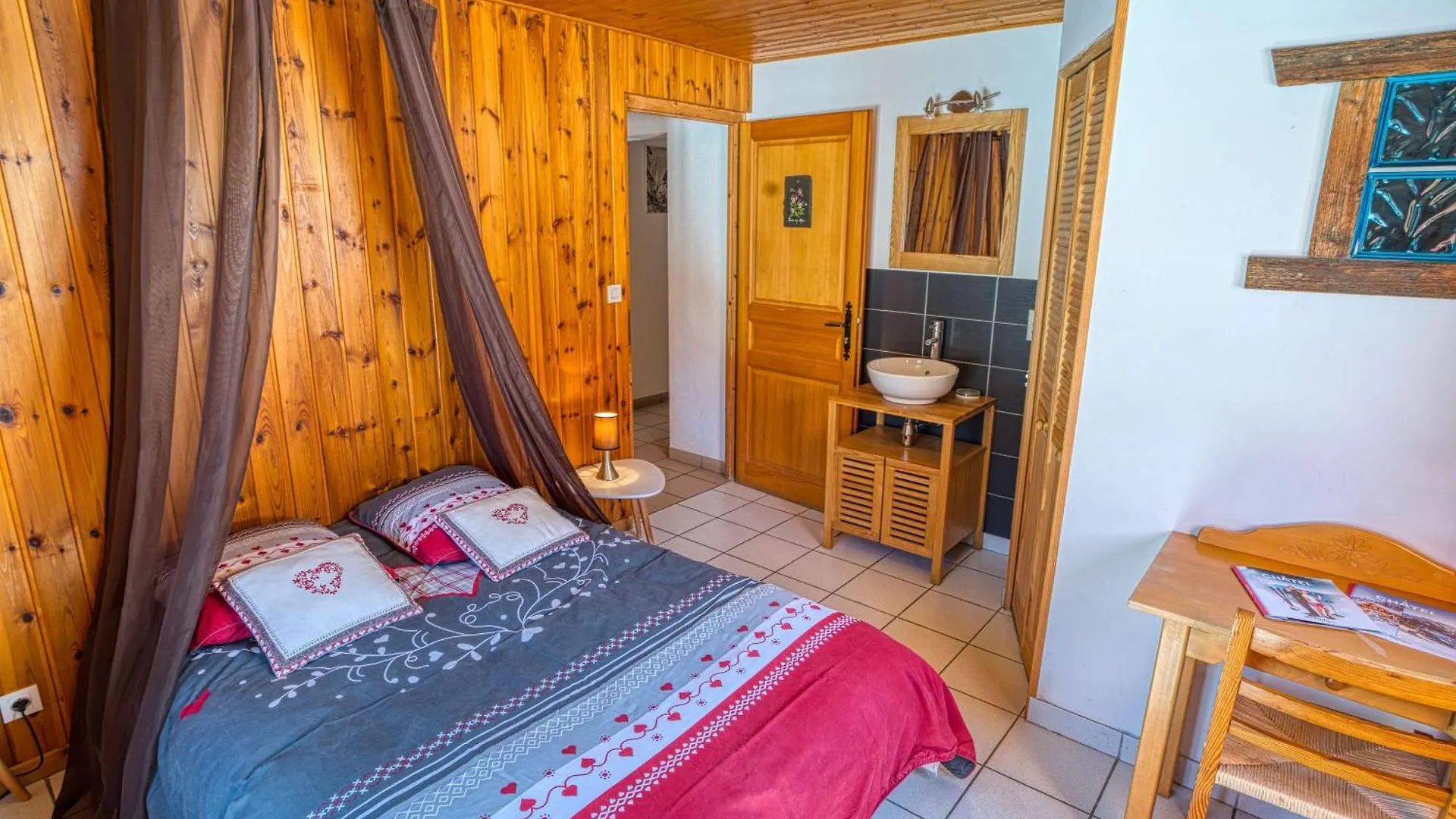 La Savoyarde Apartman Châtel